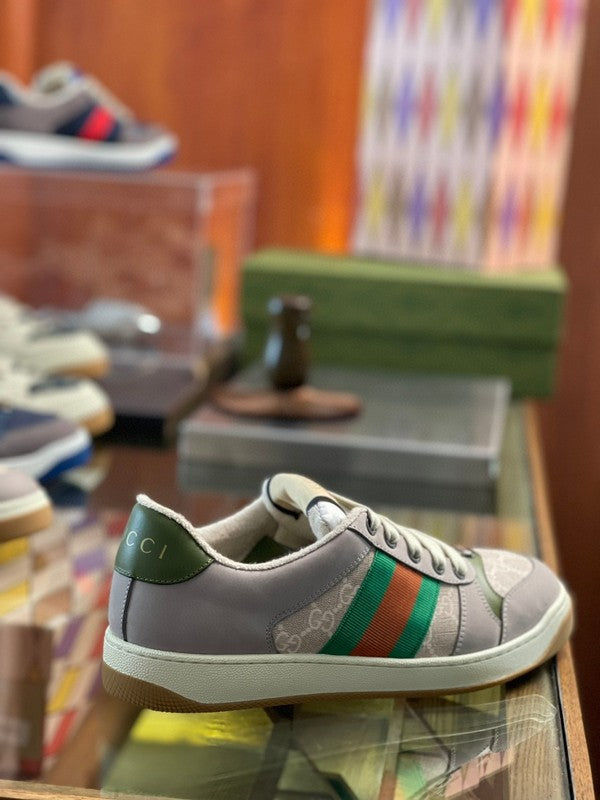 Gucci all-black luxury sneakers view 5 retro runner design