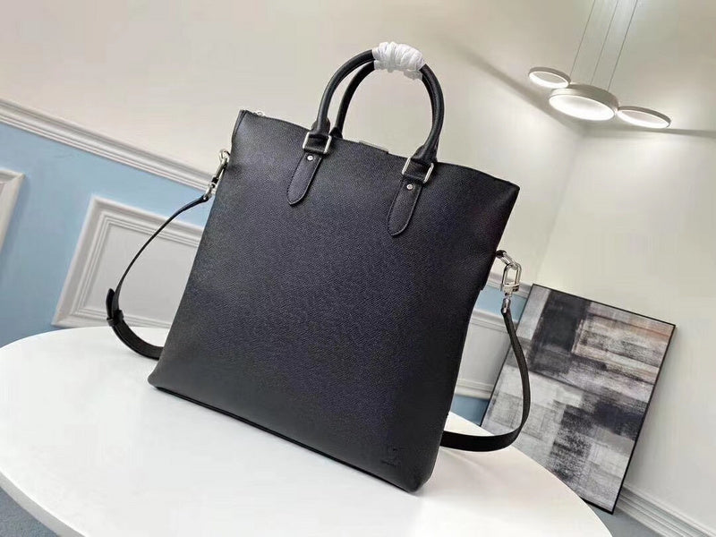 Interior view of structured sleek women's handbag – women's statement bag