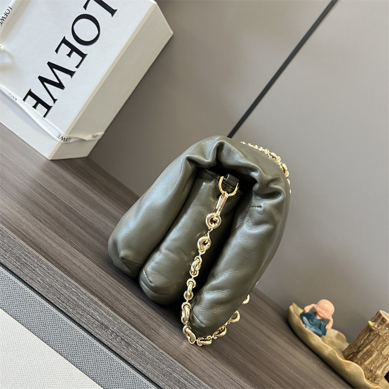 Ziva's Charm handbag – product shot (23cm*13cm*6cm)