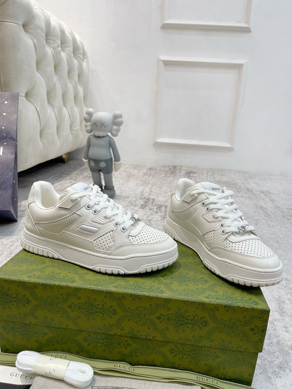 Gucci muted earth tones luxury sneakers view 7 retro runner design