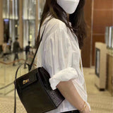 Effortless handbag styled for everyday wear