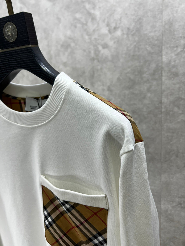 Three-quarter angle view of Burberry luxury piece style No.526