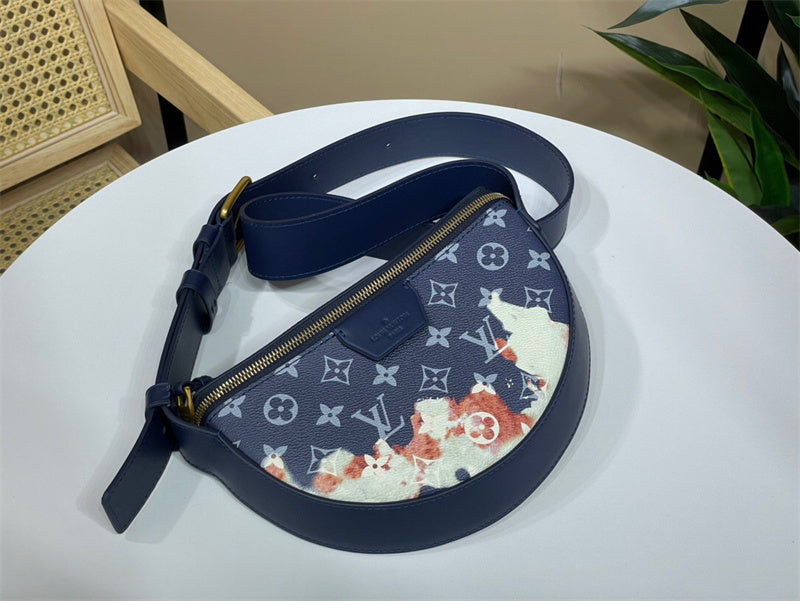  top-handle bag interior and compartment view
