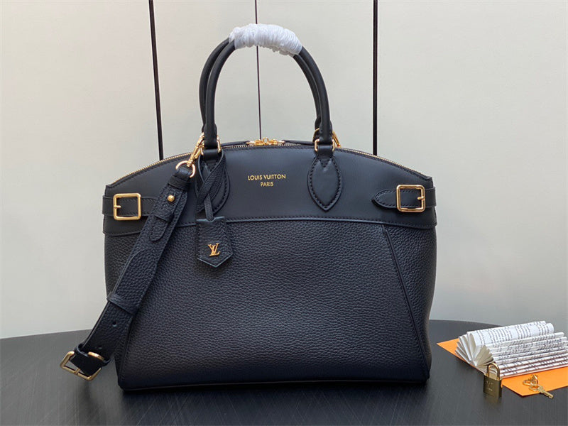  Refined tote bag front view 25