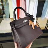  Sophisticated crossbody bag front view 7