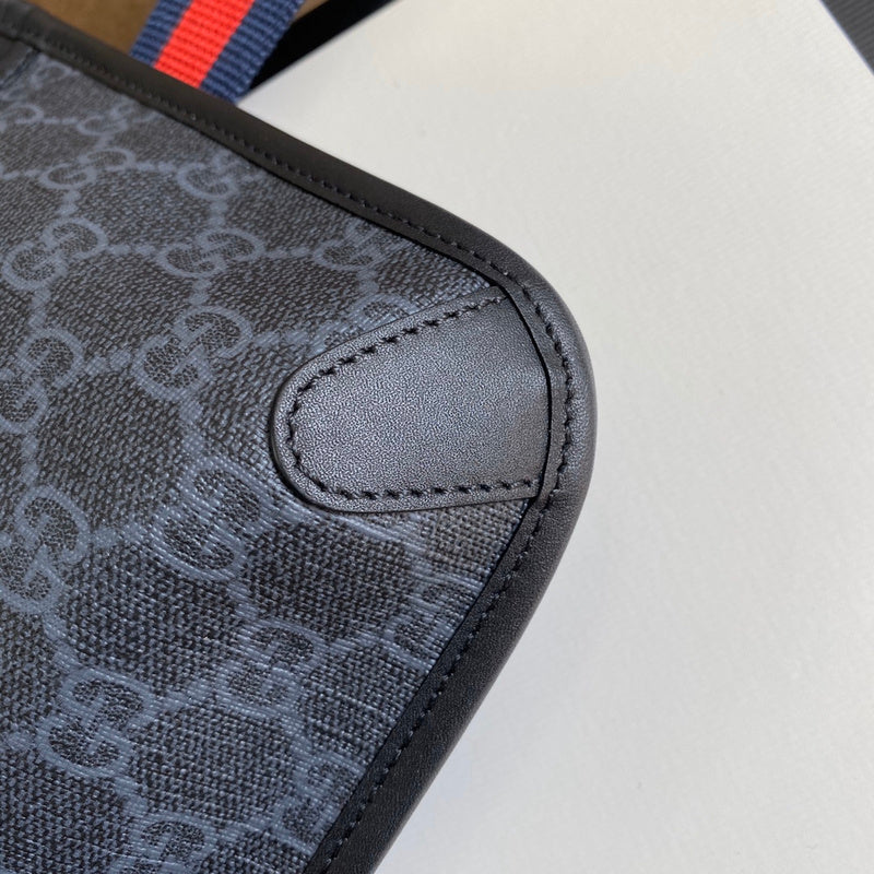 Close-up detail of modern everyday-luxe women's handbag – women's luxury handbag