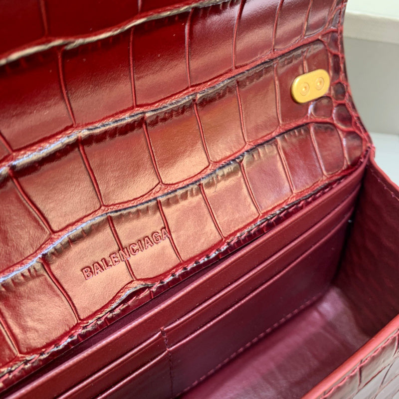 Chic Premium PU Leather Handbag - Everyday Elegance | Women's Everyday Carry Handbag #413 - texture close-up (image 9) of designer-inspired handbag