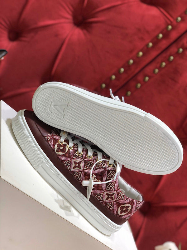 Louis Vuitton Burgundy Classic Ballet Flats - Close-Up Texture View
