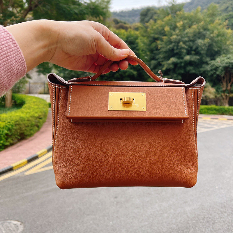 Timeless handbag styled for everyday wear