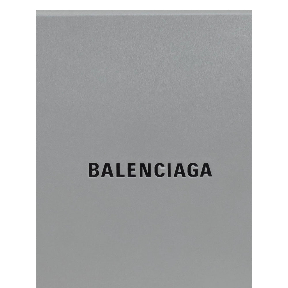 Close-up of Balenciaga weekend/travel bags hardware and fine stitching