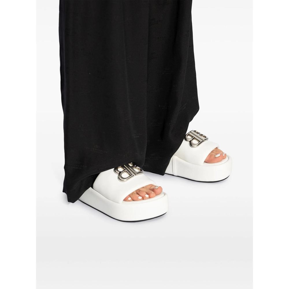 Balenciaga Shoes? Balenciaga White Flip-Flops & Slides Women Premium Designer Casual Shoes