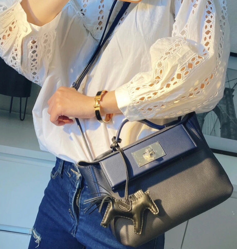 Minimalist bag women's premium everyday handbag