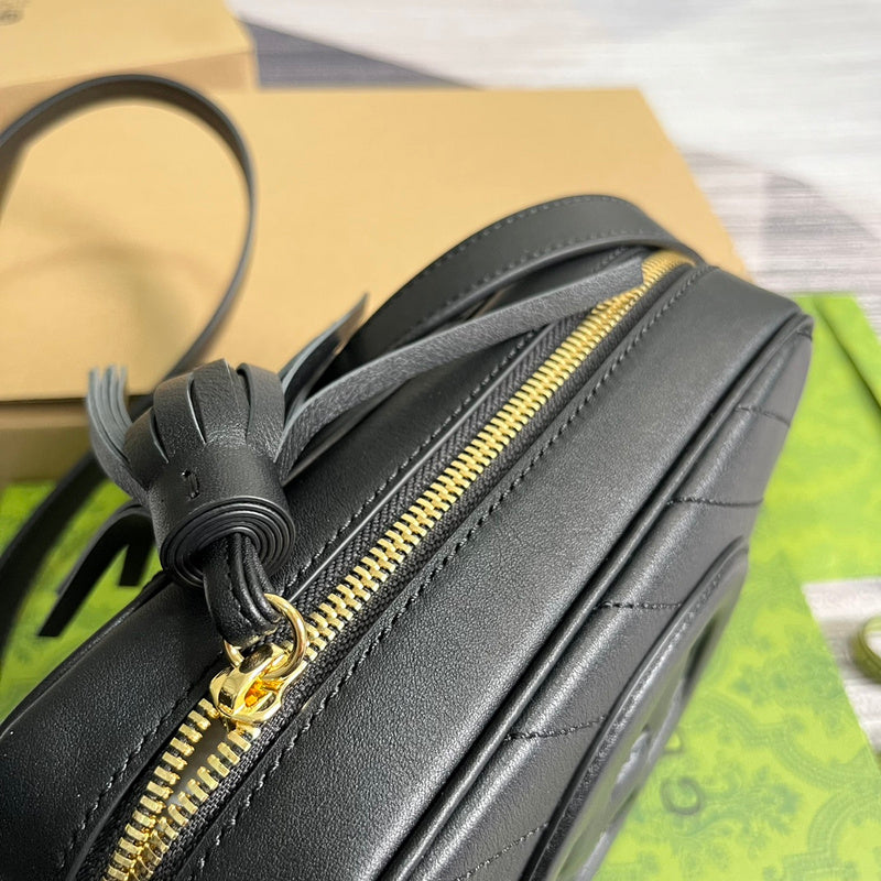 Back view of classic refined women's handbag – women's everyday handbag