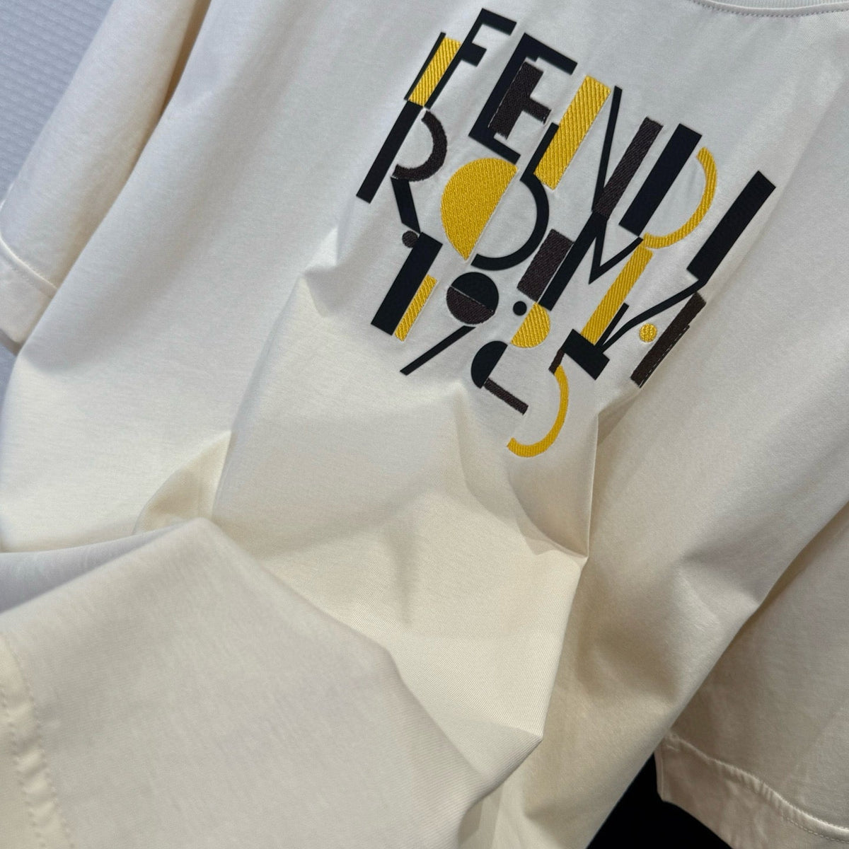 T-Shirts? Fen T-shirt Casual Everyday Designer Tee