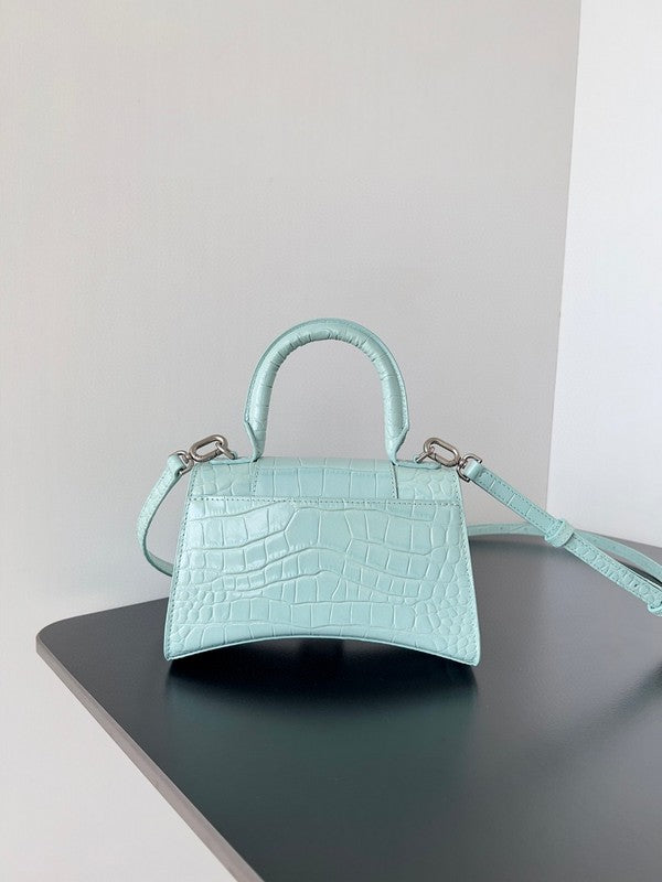 Zivas Charm Signature Style Statement Handbag (Effortless Style Upgrade) – Full Silhouette