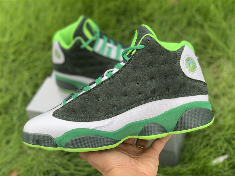 Nike Men's & Women's Designer Lifestyle Shoes — Style 116 detail view