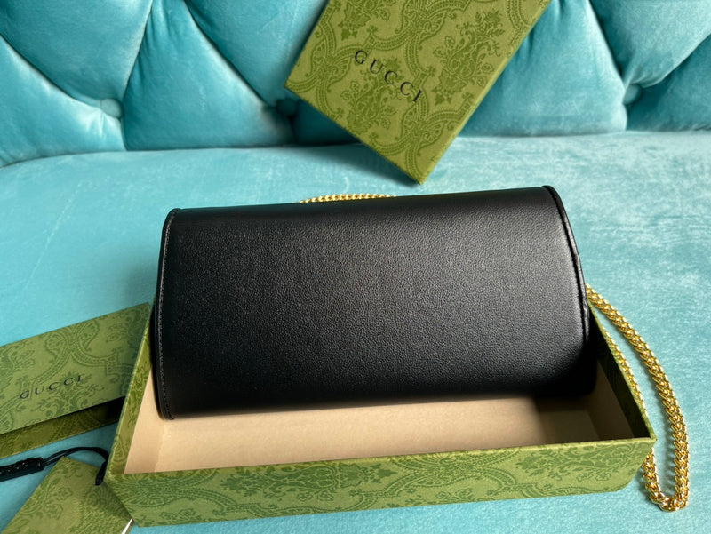 Front view of polished classic women's handbag – women's luxury handbag