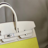  Sophisticated shopper bag front view 7
