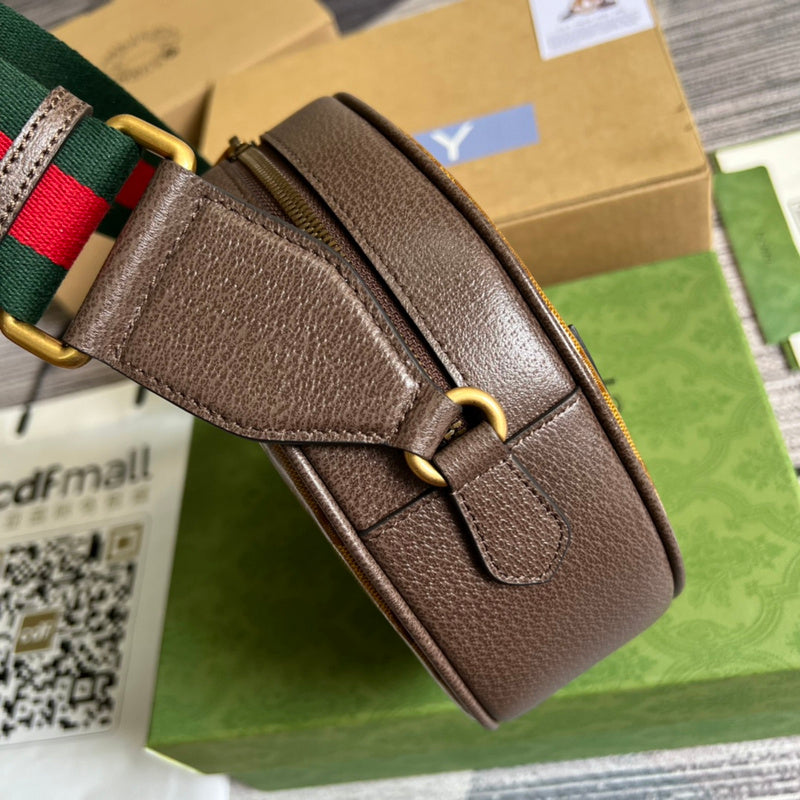 Side profile of refined elevated women's handbag – women's premium purse