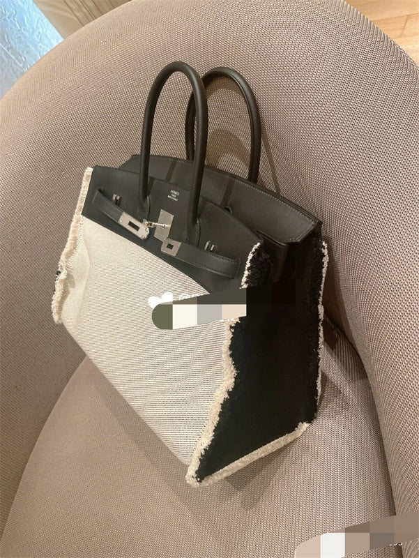 Interior view of fluid premium bag