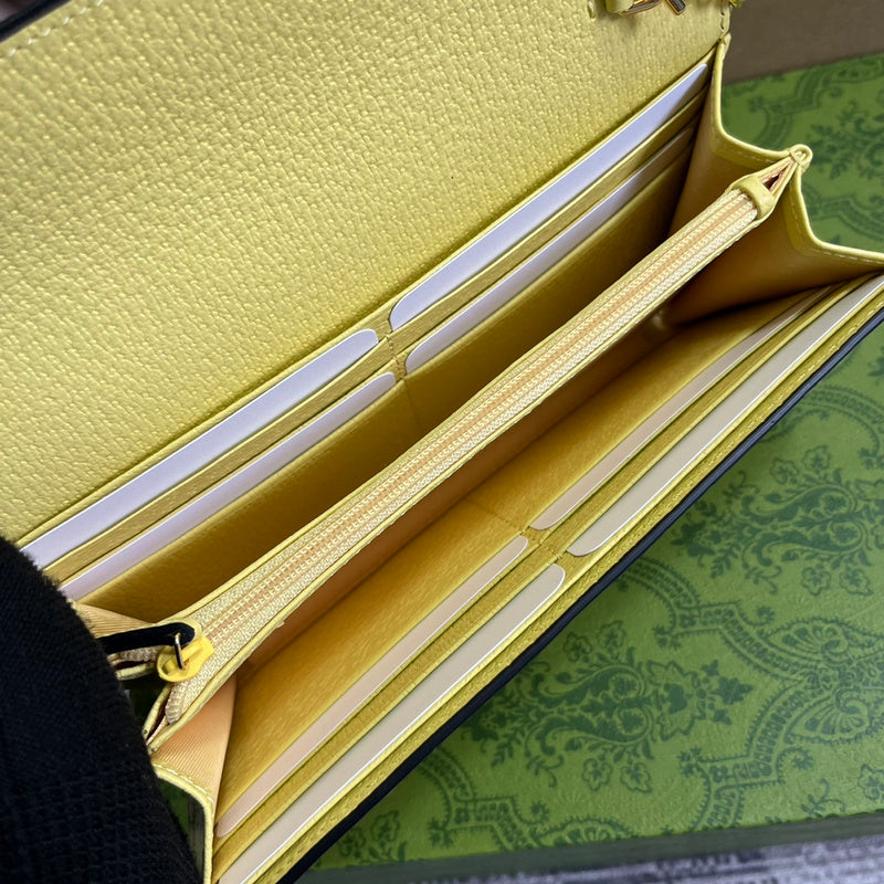 Side profile of statement sleek women's handbag – women's statement bag