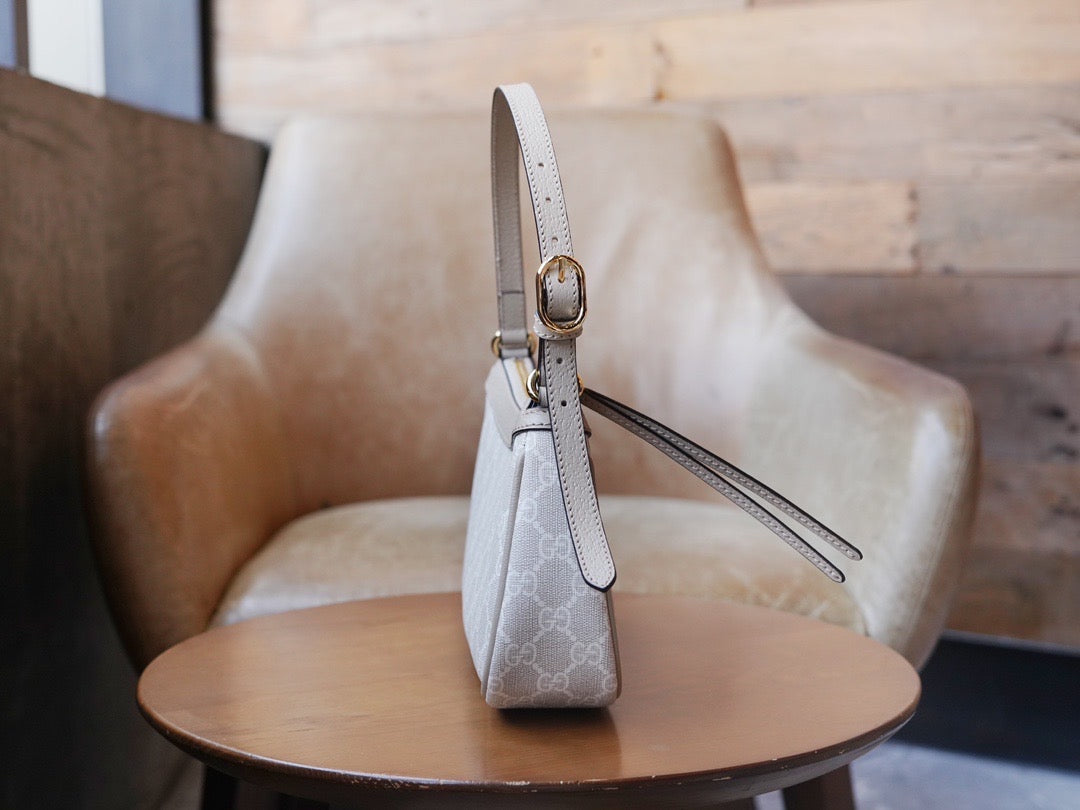 Gucci luxury Fashion Item – crafted from premium materials with polished finish