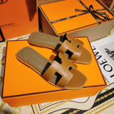 Hermes sandals Style 078 - sole and craftsmanship detail