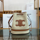 Front view of modern everyday-luxe women's handbag – women's luxury handbag