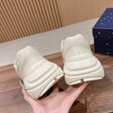 Gucci classic monochrome luxury sneakers view 10 heritage-inspired look
