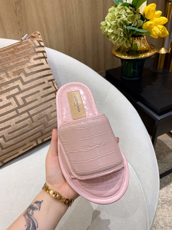 Zivas Charm Classic Sensibility Designer Sandals (Considered Fit & Finish) – Close-Up Detail