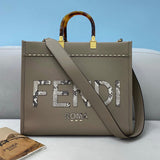 Ziva's Charm handbag – detail view (31cm*15cm*35cm)