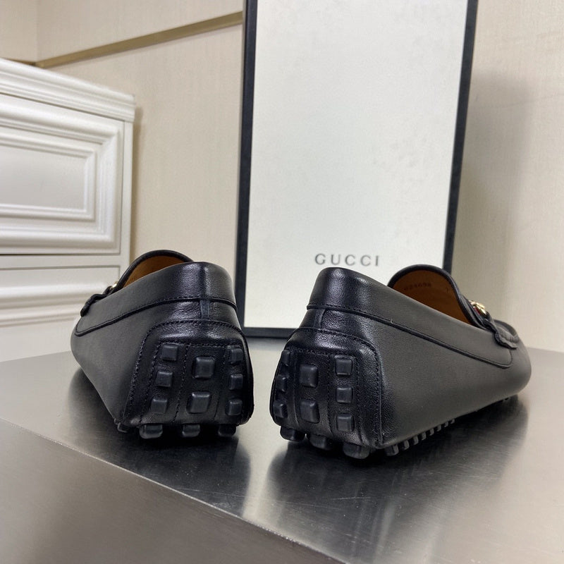 Gucci two-tone luxury sneakers view 4 breathable knit upper