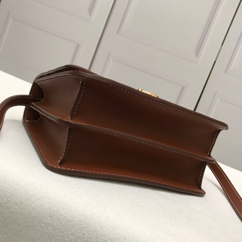 Ziva's Charm handbag – interior view (one versatile size)