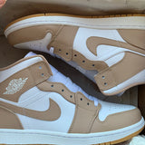 Nike Men's & Women's Luxury Low-Top Trainers — Style 189 close-up view