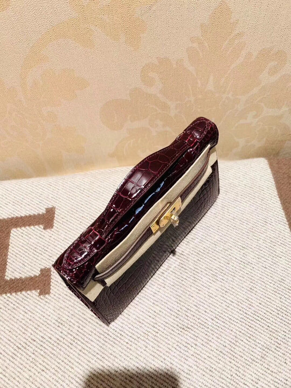 Classic bag women's premium everyday handbag