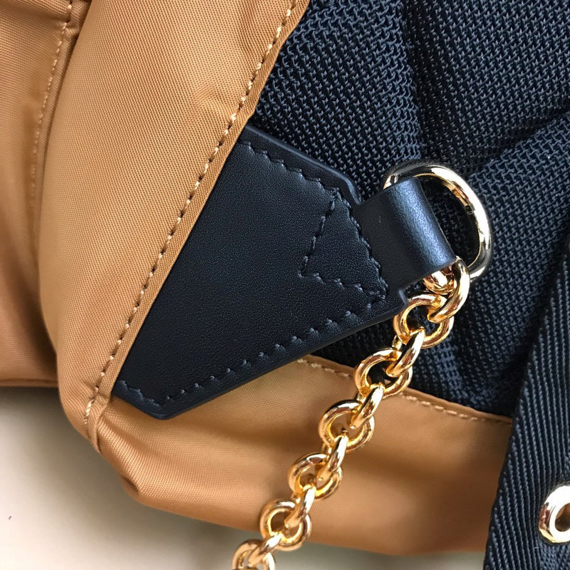 Ziva's Charm handbag – product shot (one versatile size)