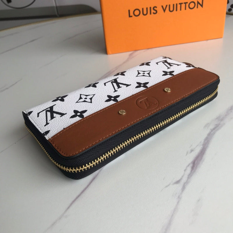 Front view of chic statement women's handbag – women's luxury accessory