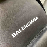 Elegant Premium PU Leather Handbag - Everyday Elegance | Women's Premium Handbag #150 - hardware and detail close-up (image 5) of designer-inspired handbag