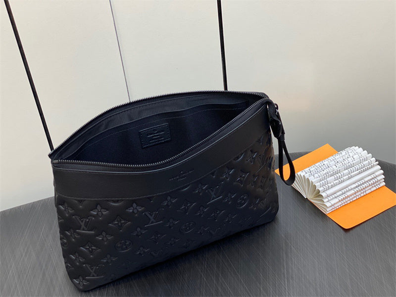  tote bag interior and compartment view 9