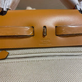  everyday shopper bag detail view showing craftsmanship