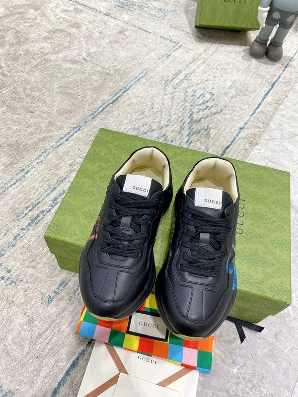 Gucci fresh white-and-black luxury sneakers view 9 breathable knit upper