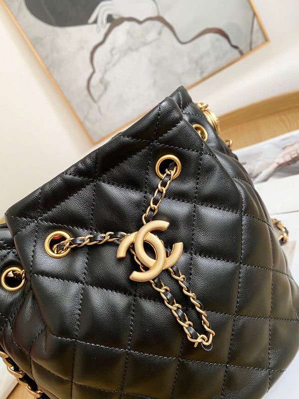  mid purse view 9