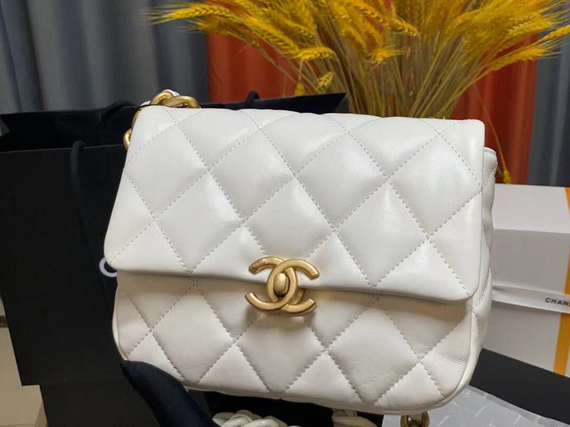  handbag, versatile everyday style, image 2