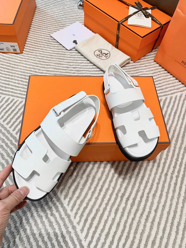 Hermes sandals Style 213 - back heel detail