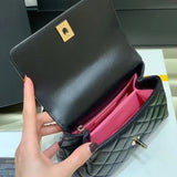 Zivas Charm Chic Craftsmanship Fashion Handbag (Elevated Daily Companion) – Styled Look