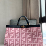 Ziva's Charm handbag – detail view (41cm*15cm*29cm)