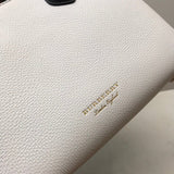Ziva's Charm handbag – close-up view (one versatile size)