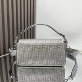 Ziva's Charm handbag – detail view (26cm*15cm*5cm)