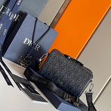 Side profile of refined classic women's handbag – women's designer-style accessory