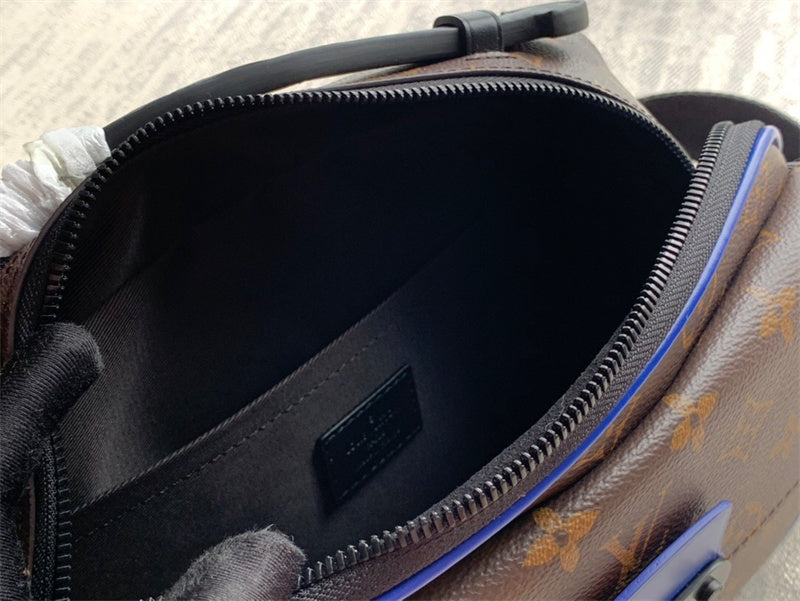  modern everyday bag styled with outfit 12